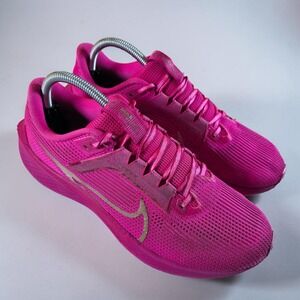 Nike Air Zoom Pegasus 40 Hyper Pink Fuchsia Women's Size 9.5 Running Shoes